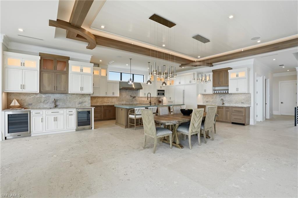 LAGUNA SHORES - Residential