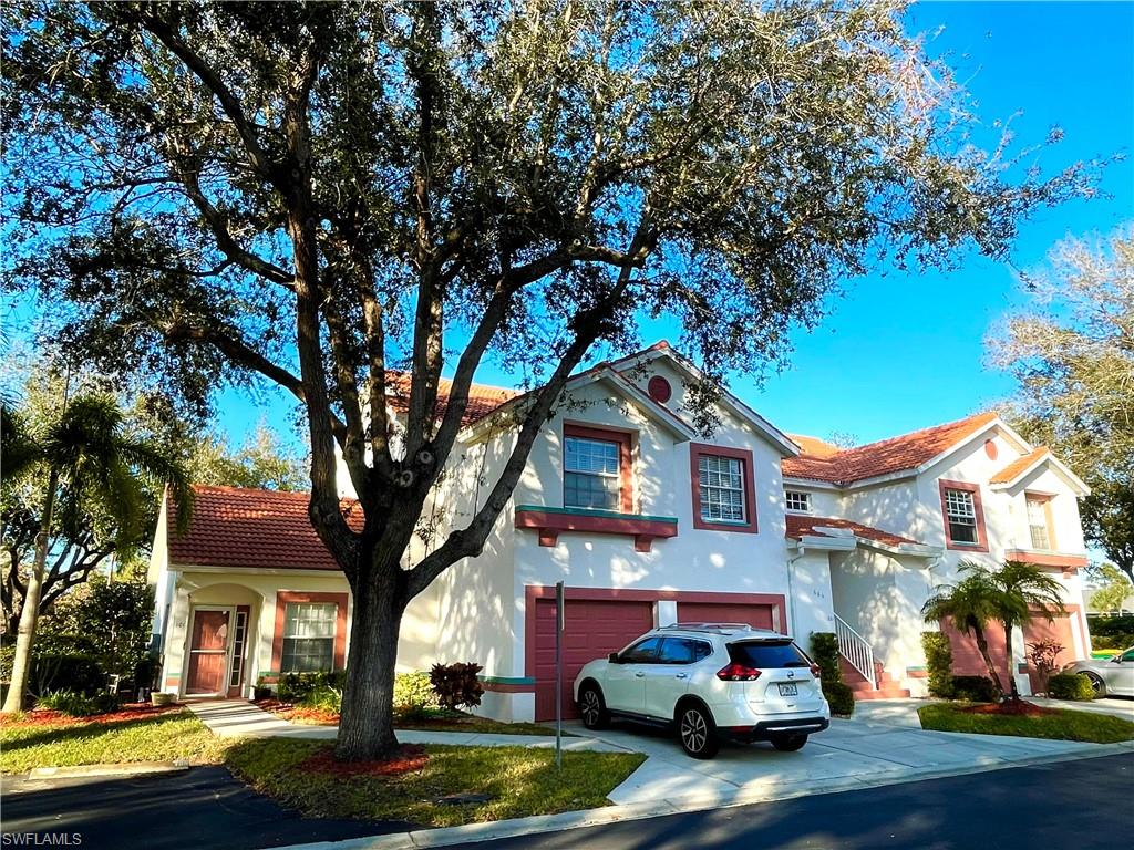 WINDSOR PLACE - Residential Lease