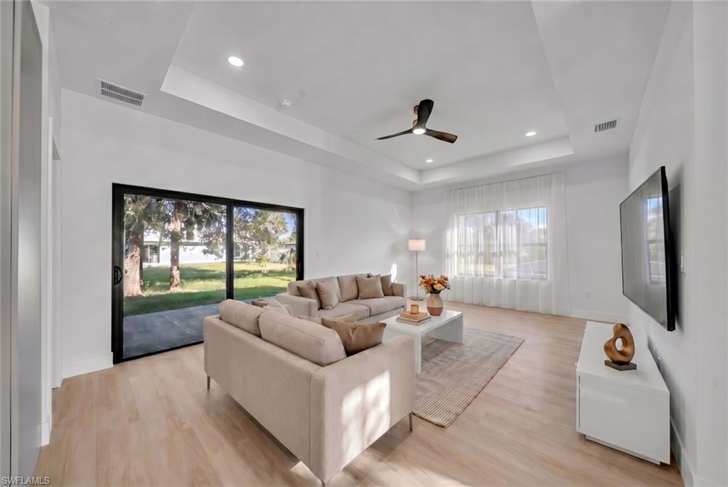 PORT CHARLOTTE - Residential