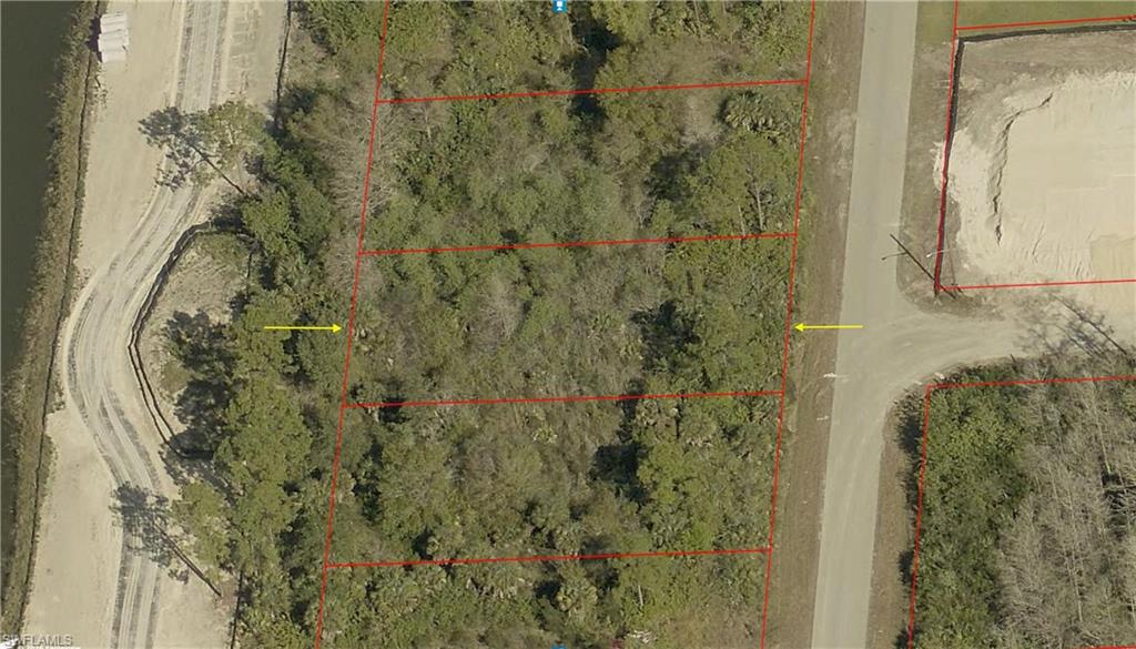 LEHIGH ACRES - Land