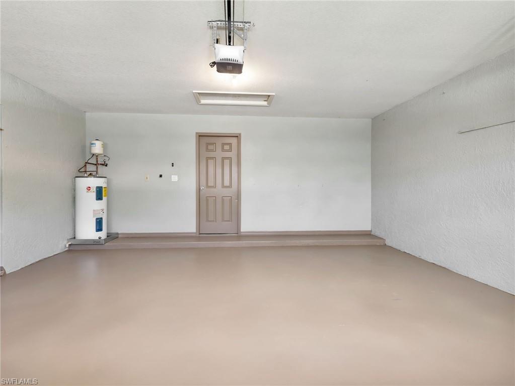 HUNTERS RIDGE - Residential