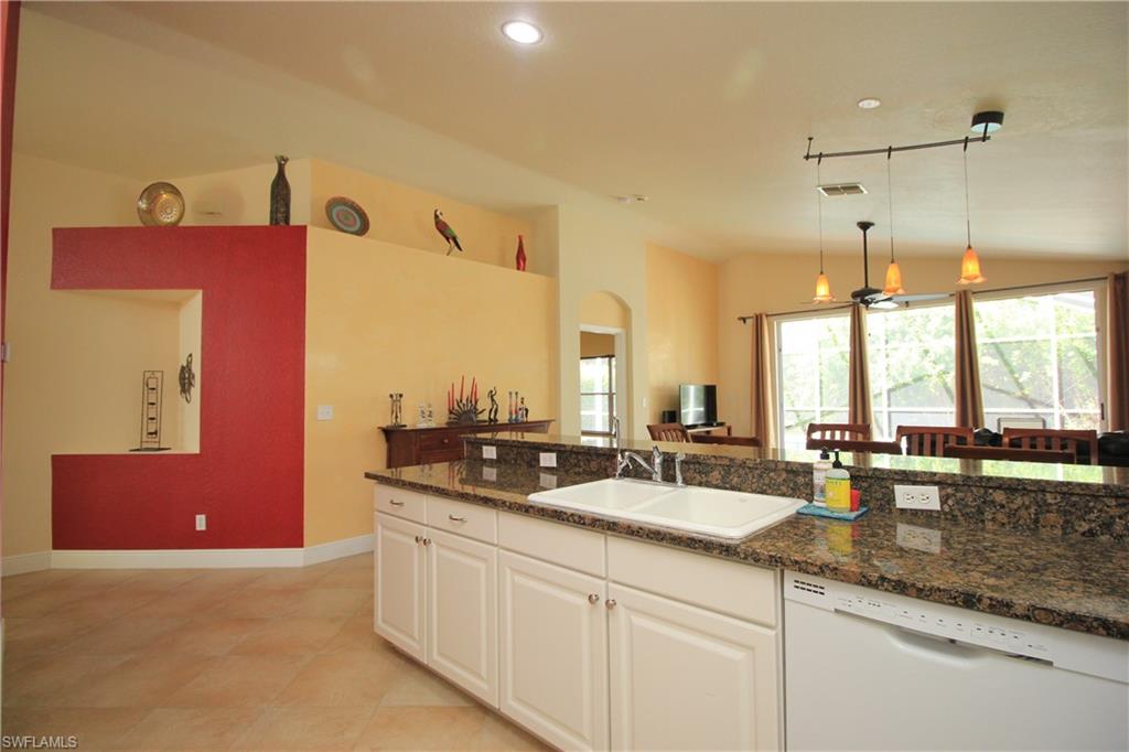 MAPLEWOOD - Residential