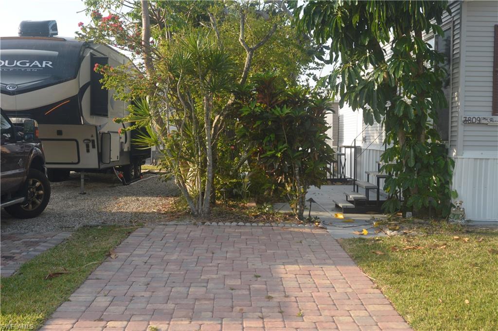 BONITA BEACH TRAILER PARK - Land