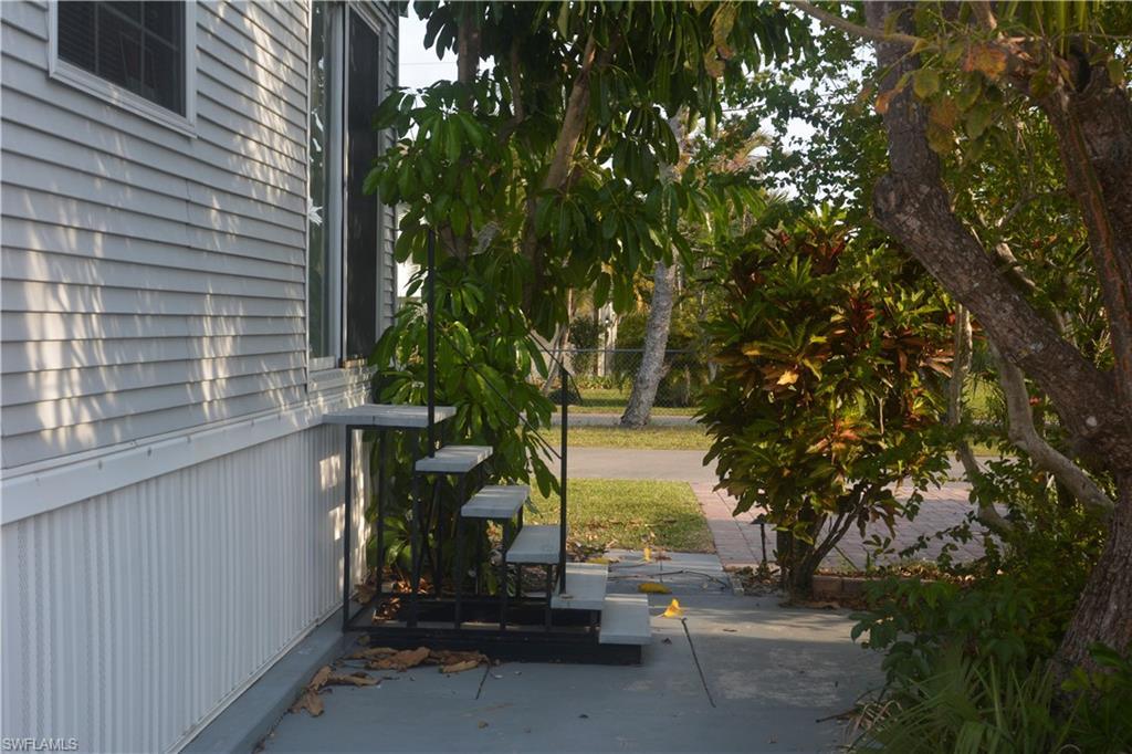 BONITA BEACH TRAILER PARK - Land