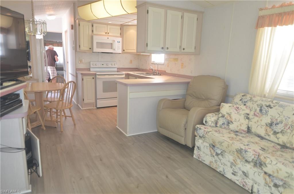 BONITA BEACH TRAILER PARK - Land