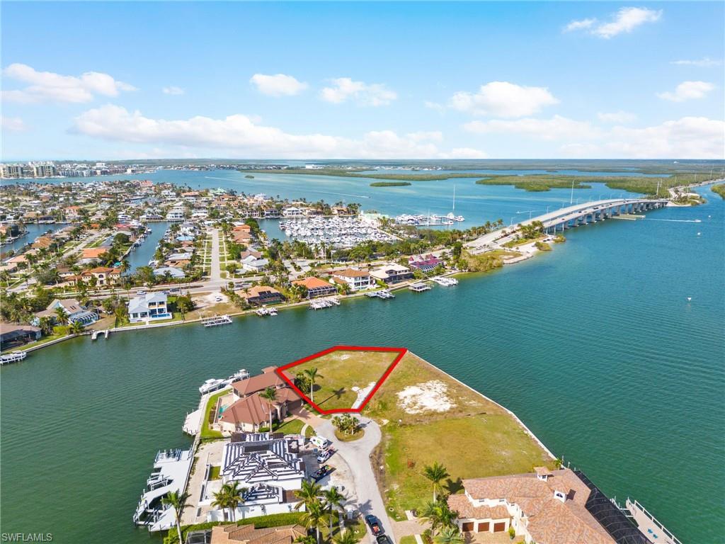 MARCO ISLAND - Land