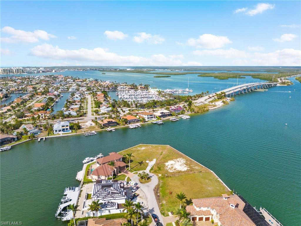 MARCO ISLAND - Land