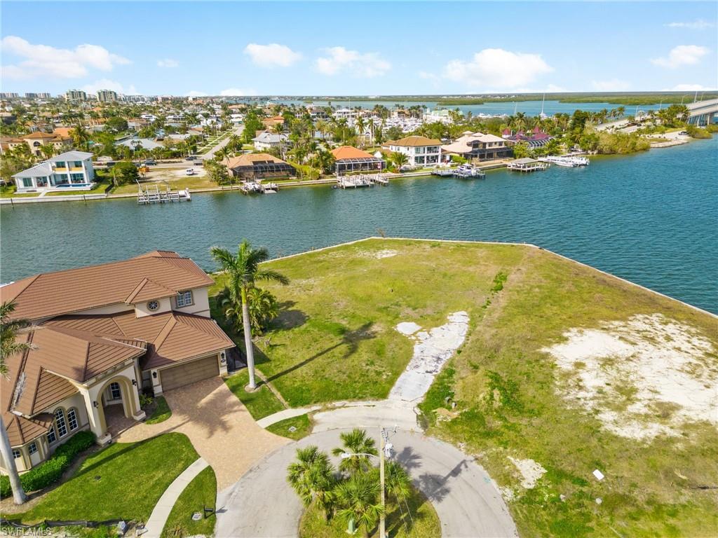 MARCO ISLAND - Land