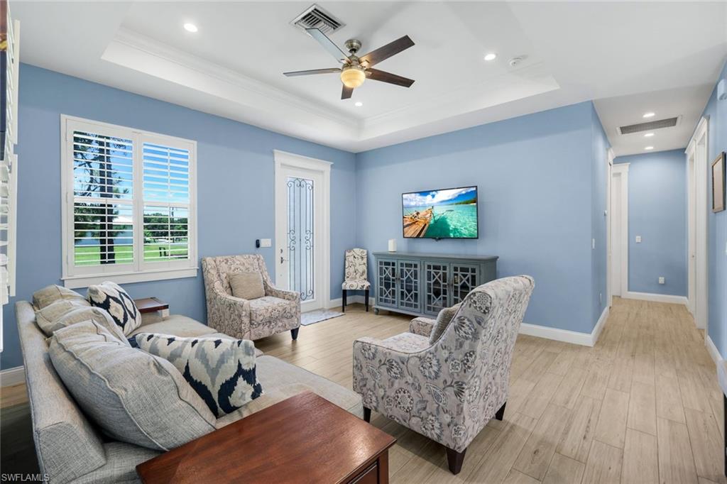 GOLDEN GATE ESTATES - Residential