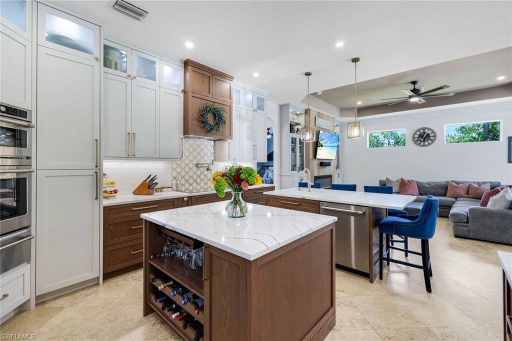 GOLDEN GATE ESTATES - Residential
