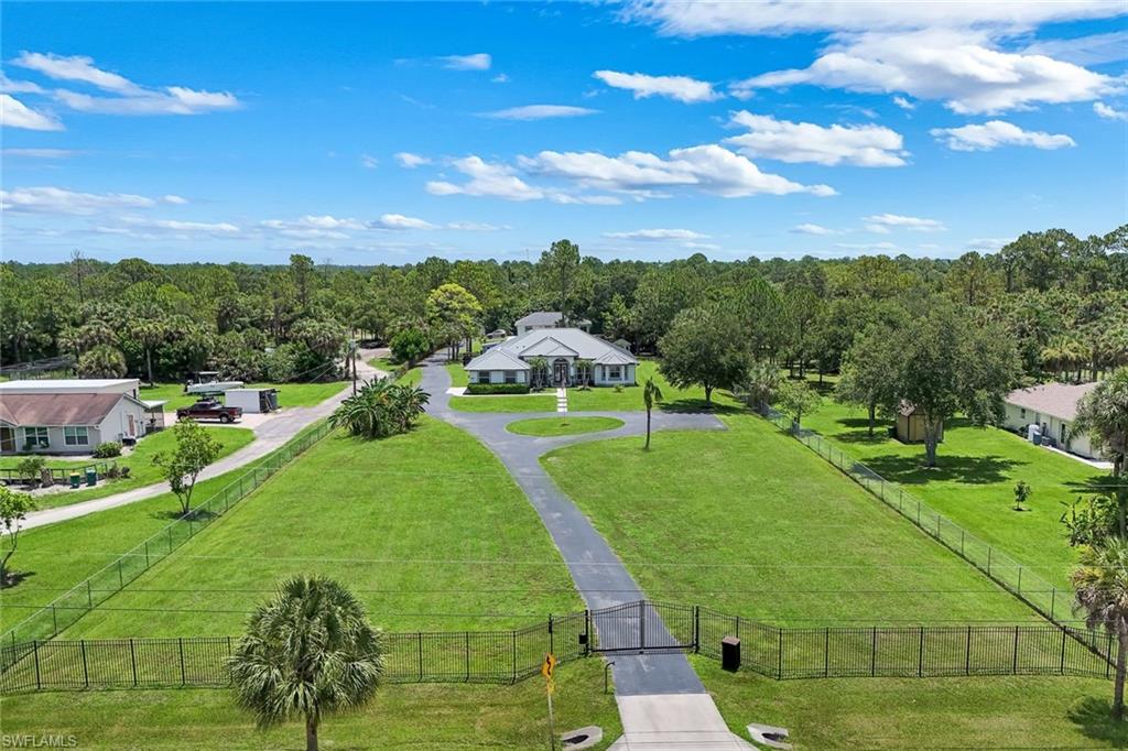 GOLDEN GATE ESTATES - Residential