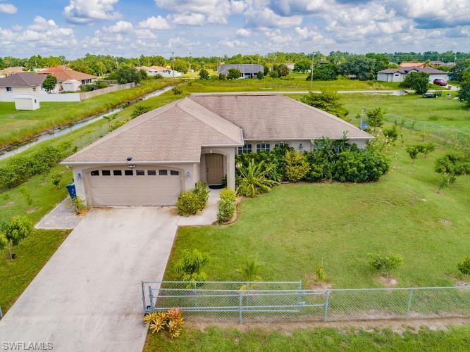 LEHIGH ACRES - Residential