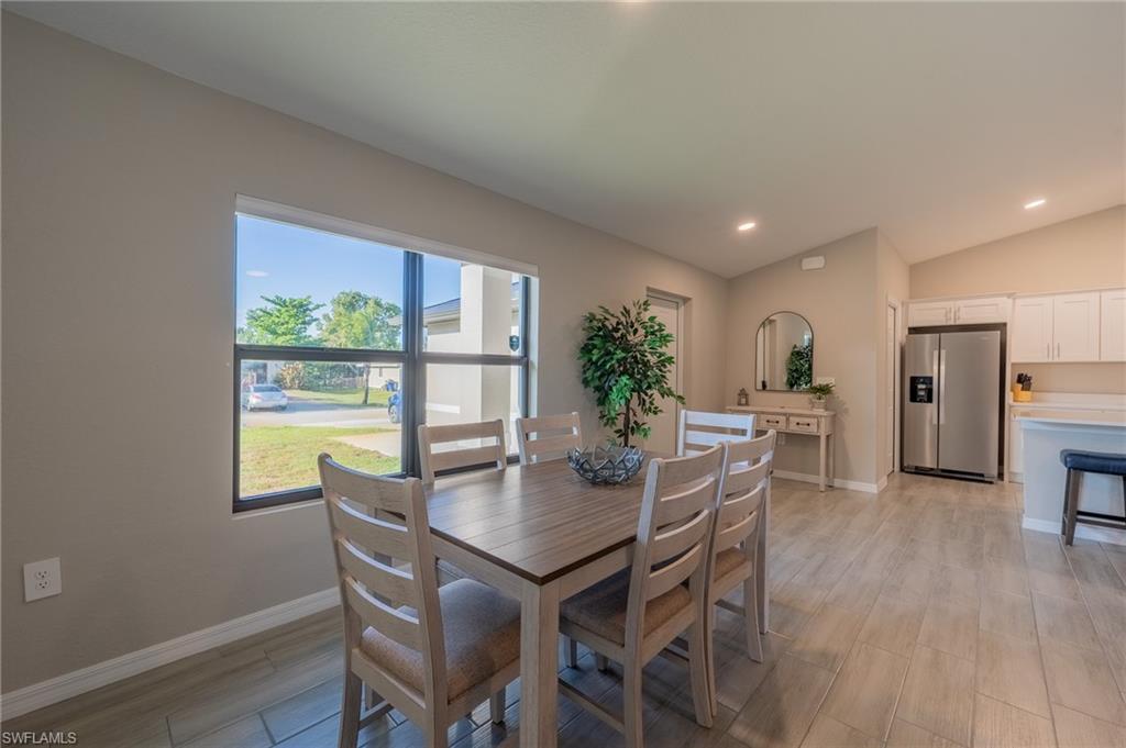 SAN CARLOS PARK - Residential