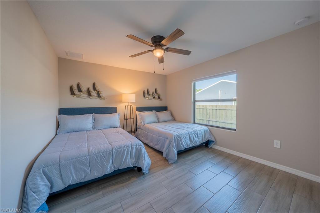 SAN CARLOS PARK - Residential