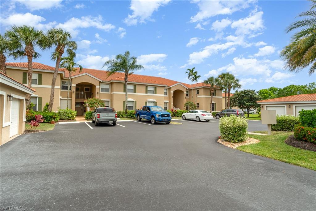 Huntington Lakes 3 bedroom condo for rent, available August 1st. This condo is a first floor corner unit with an amazing lake view. The unit features vinyl flooring through out, open kitchen, breakfast area, and great room.  The unit has newer kitchen cabinets, counter tops and stainless steel appliances. The condo comes with a 1 car garage and a screened lanai. The HOA pays for water, sewer, cable and internet.