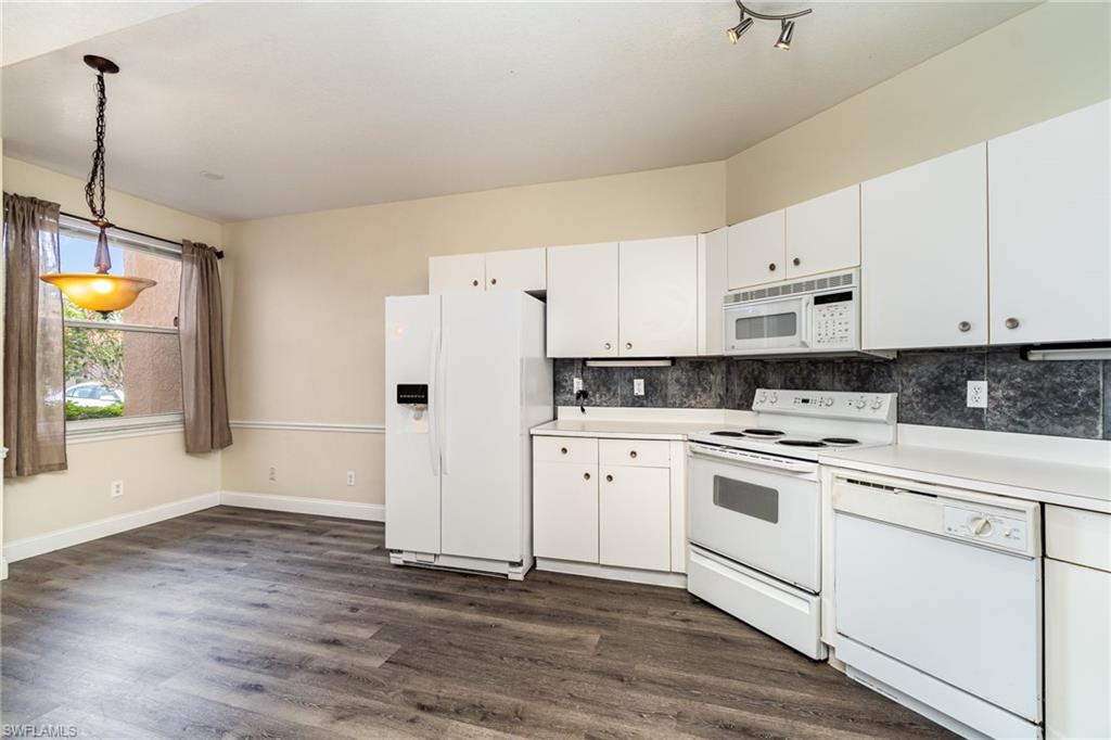 HUNTINGTON LAKES - Residential Lease