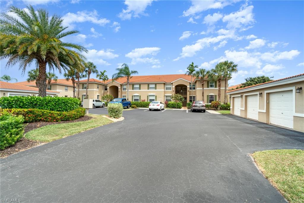 HUNTINGTON LAKES - Residential Lease