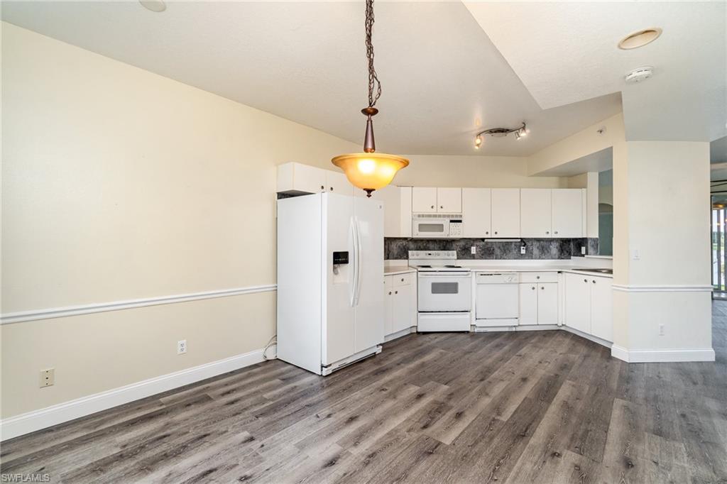 HUNTINGTON LAKES - Residential Lease