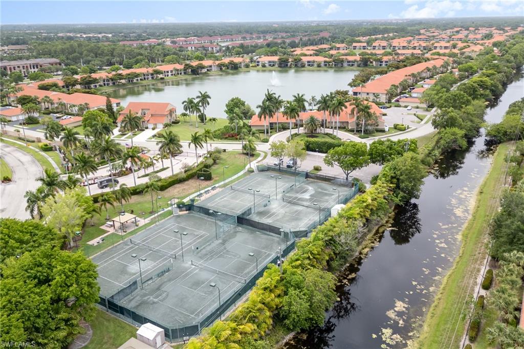 HUNTINGTON LAKES - Residential Lease
