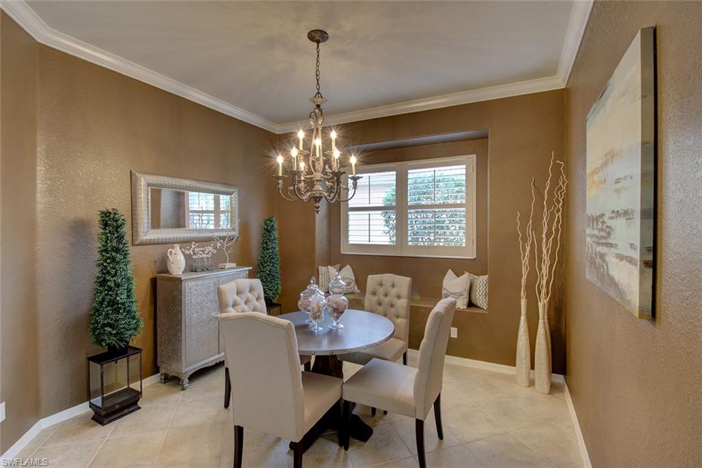 CARLTON LAKES - Residential