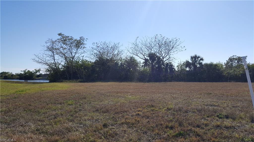 CAPE CORAL - Land