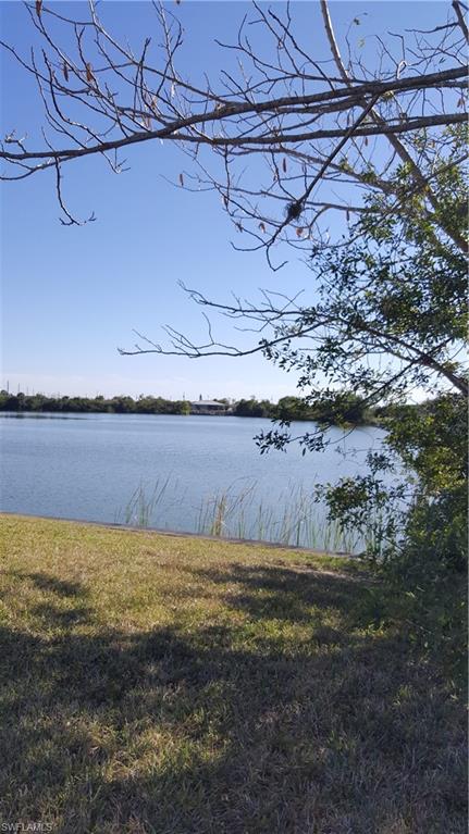 CAPE CORAL - Land