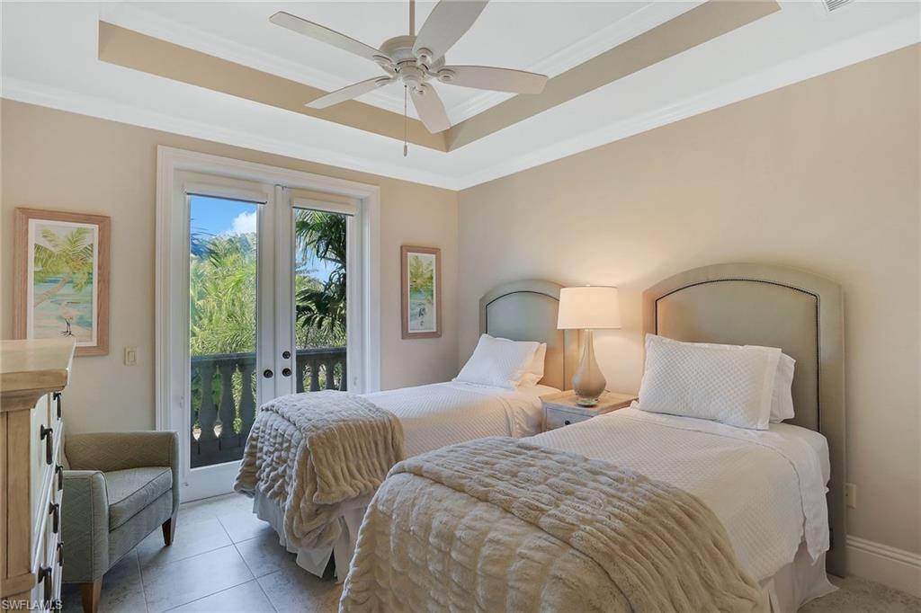 HIDEAWAY BEACH - Residential