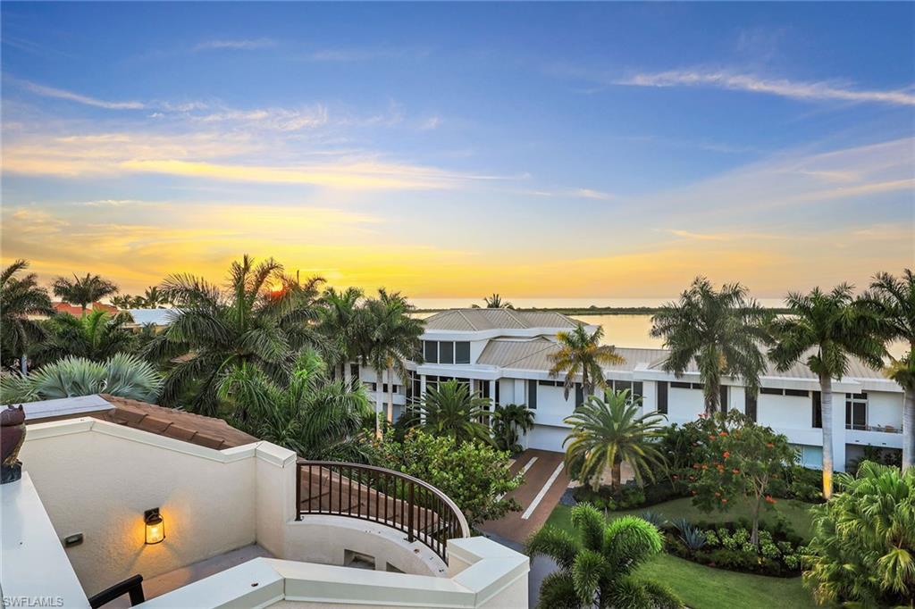 HIDEAWAY BEACH - Residential