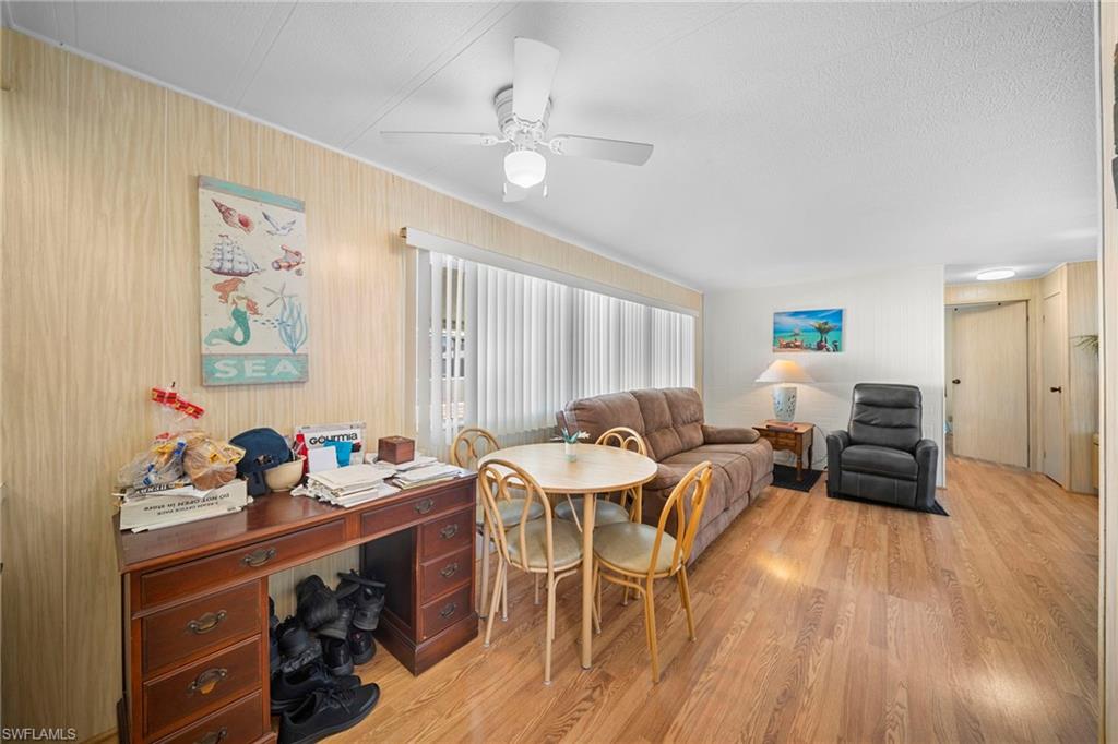 NAPLES MOBILE ESTATES - Residential