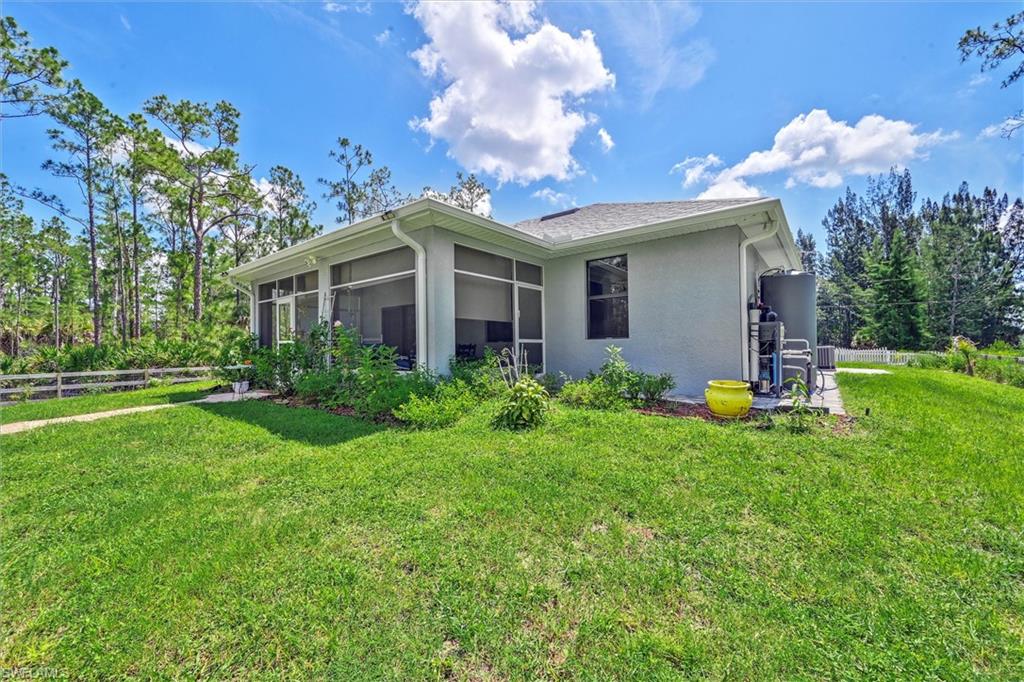 LEHIGH ACRES - Residential