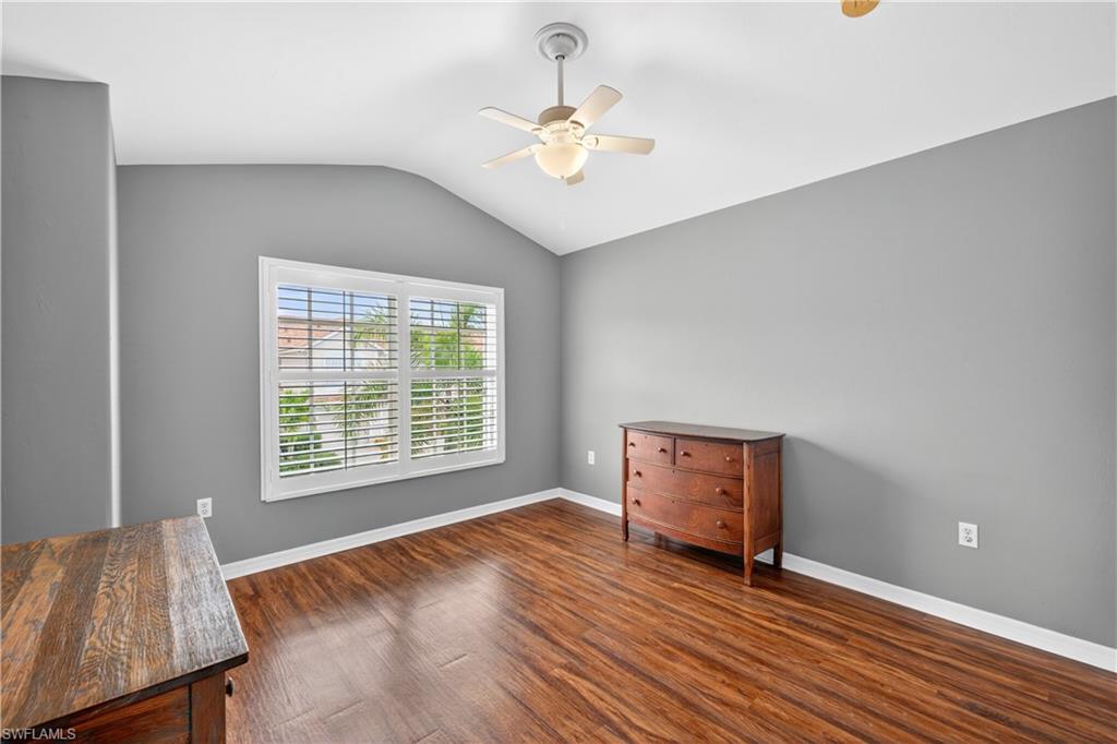 SABAL POINTE - Residential