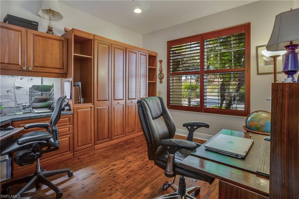 ROOKERY POINTE - Residential