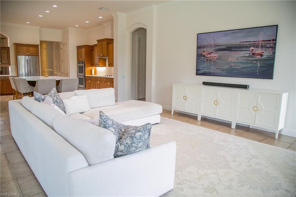 BLACKHAWK - Residential
