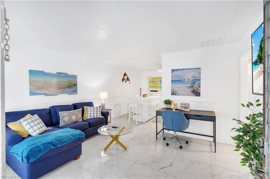 CAPE CORAL - Residential Lease