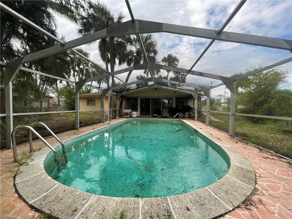 SUBURBAN PARK - Residential