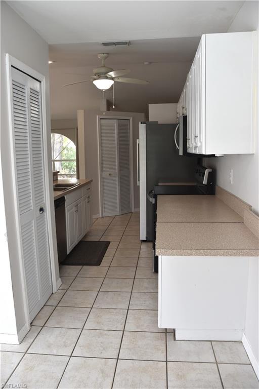SAN CARLOS PARK - Residential