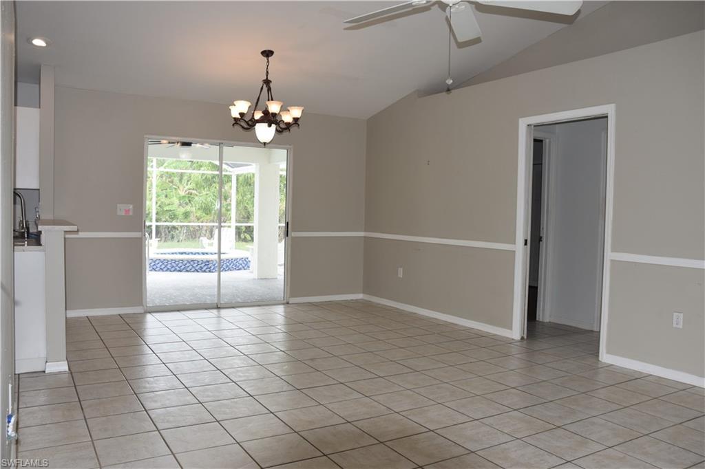 SAN CARLOS PARK - Residential