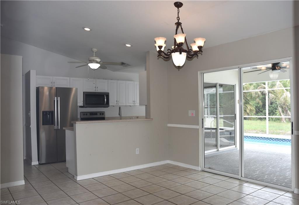 SAN CARLOS PARK - Residential