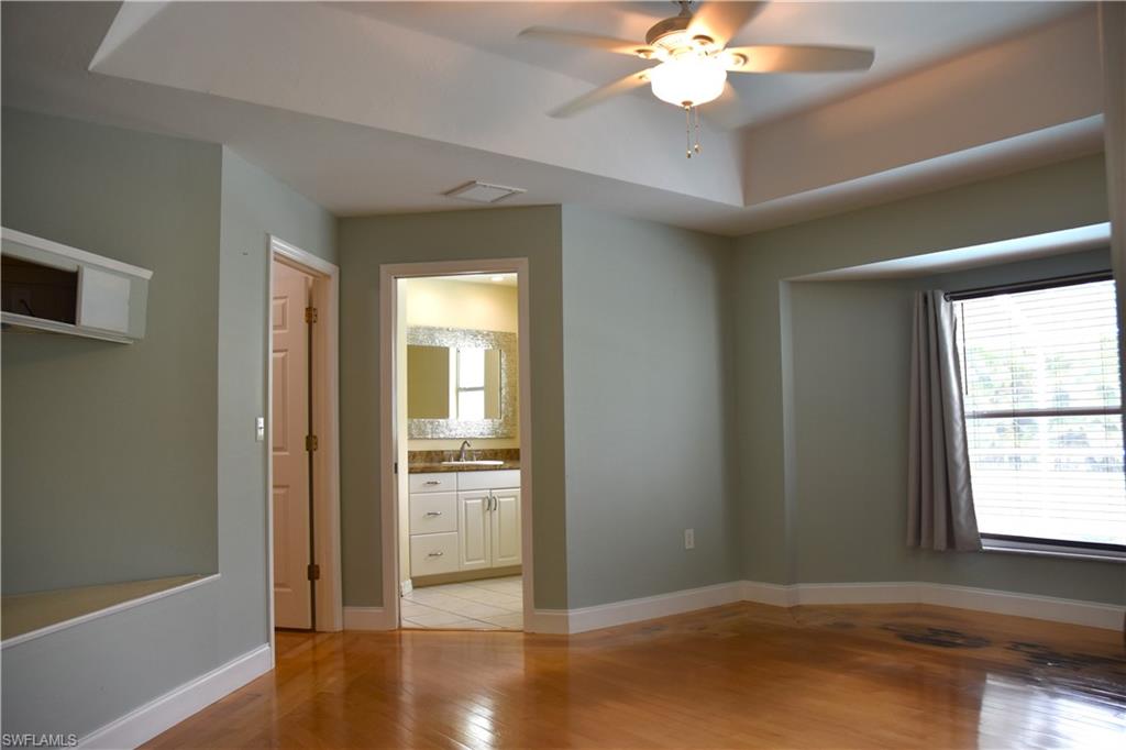 SAN CARLOS PARK - Residential