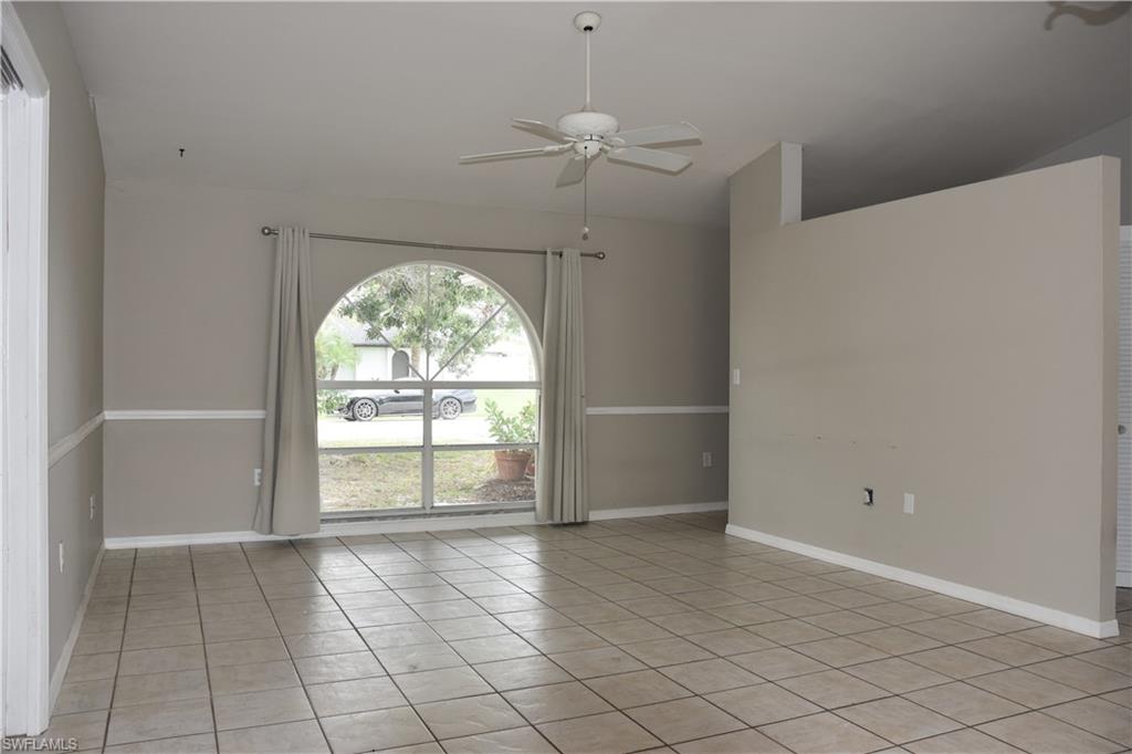 SAN CARLOS PARK - Residential
