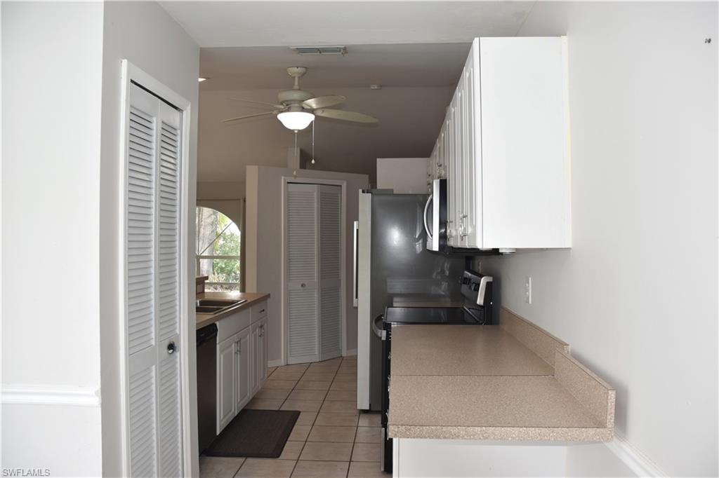 SAN CARLOS PARK - Residential