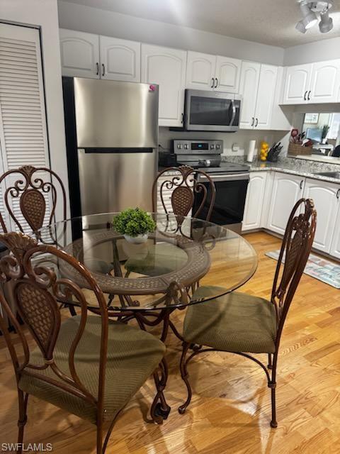 NAPLES SANDPIPER BAY CLUB - Residential Lease