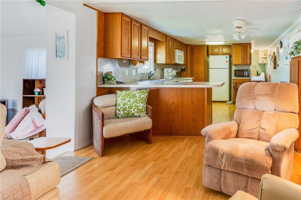HITCHING POST MOBILE HOME PARK - Residential