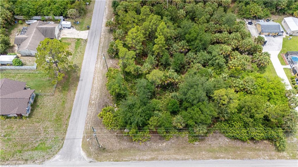 LEHIGH ACRES - Land