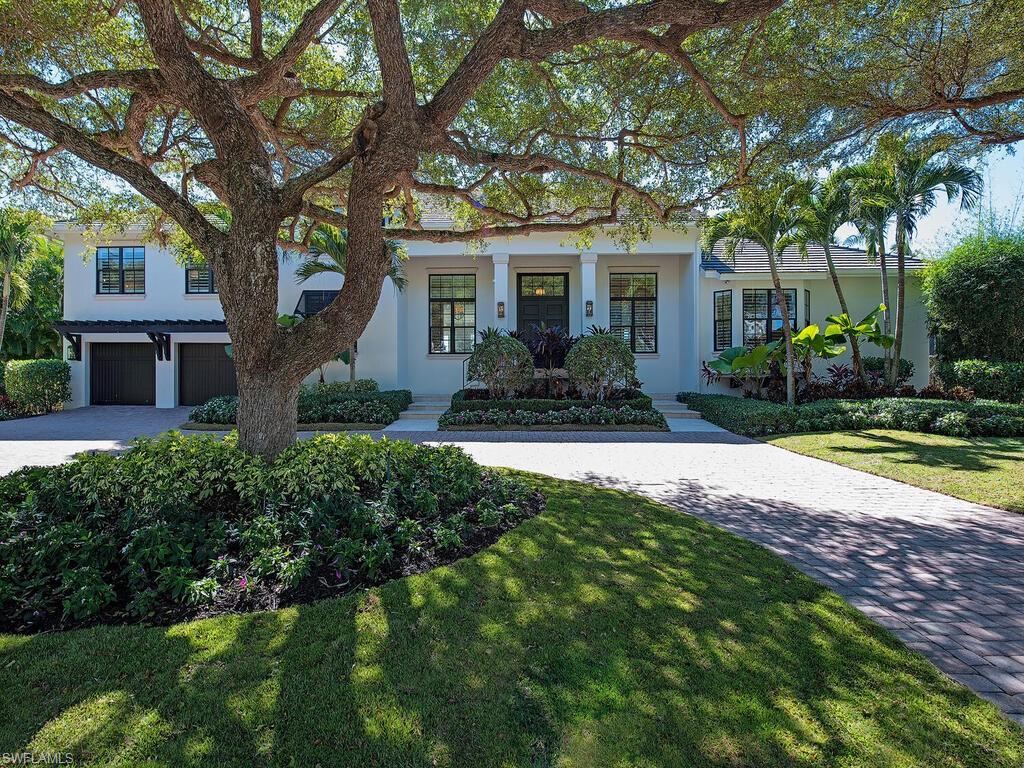 MOORINGS - Residential