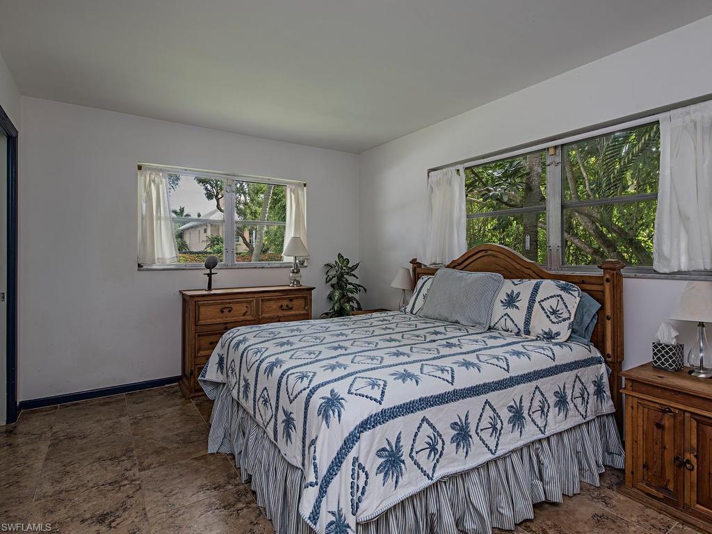OLDE NAPLES - Residential