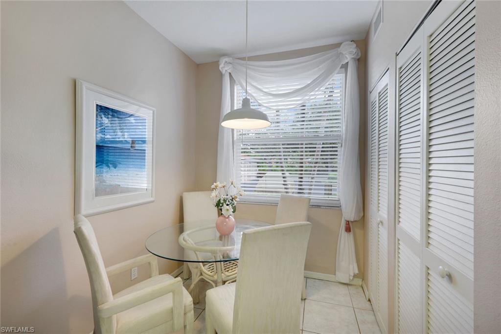 HUNTINGTON LAKES - Residential