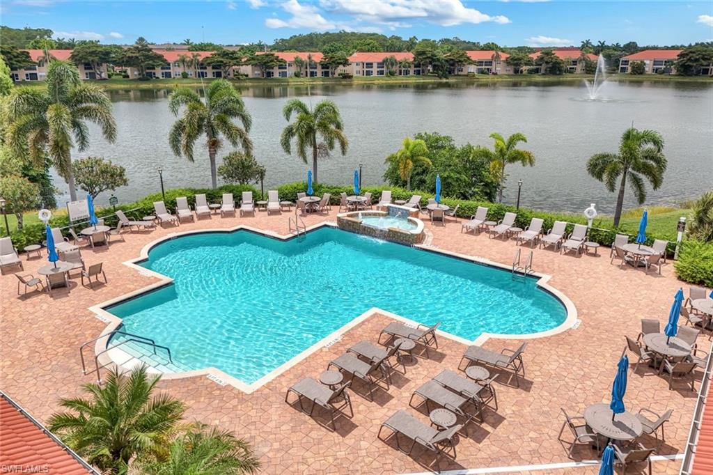 HUNTINGTON LAKES - Residential