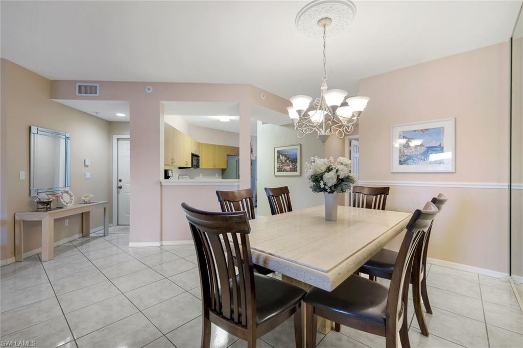 HUNTINGTON LAKES - Residential