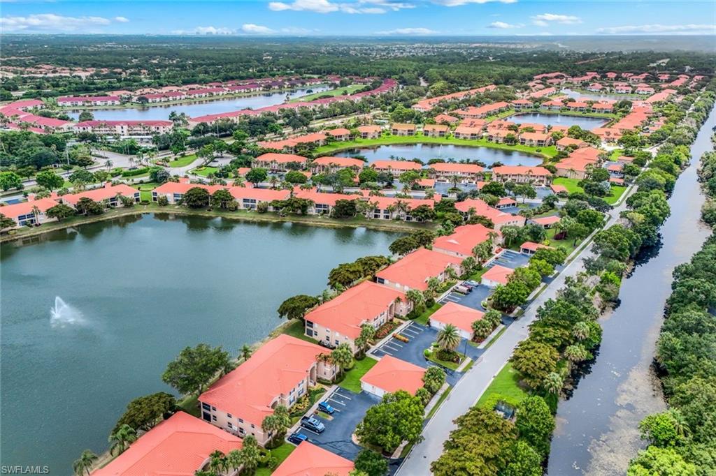 HUNTINGTON LAKES - Residential